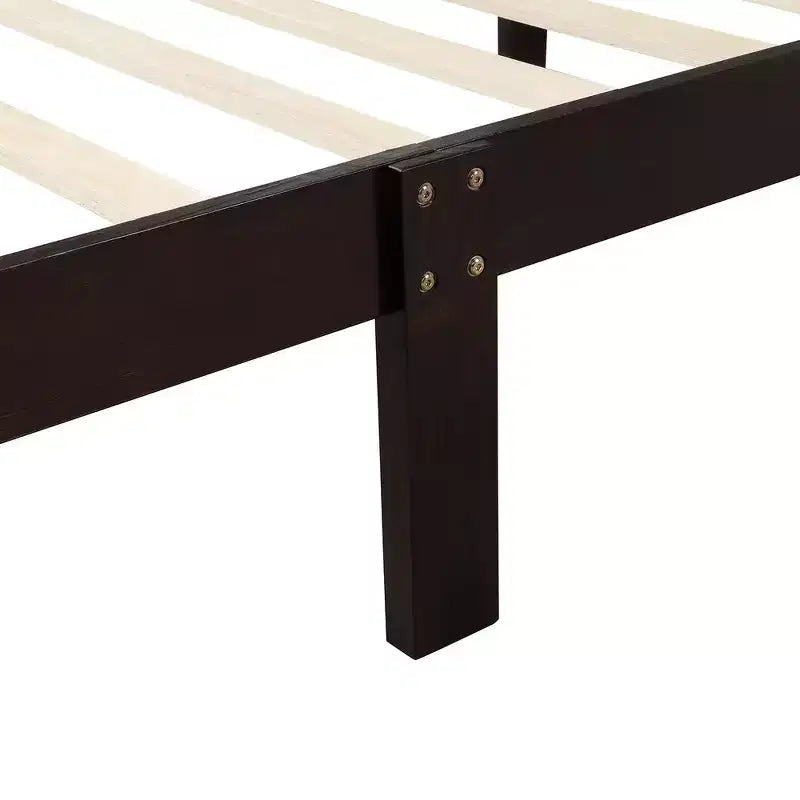 Letto a piattaforma a slitta in legno massello Twin Size con testiera e pediera a pannelli a giorno