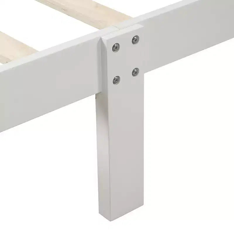 Letto a piattaforma a slitta in legno massello Twin Size con testiera e pediera a pannelli a giorno