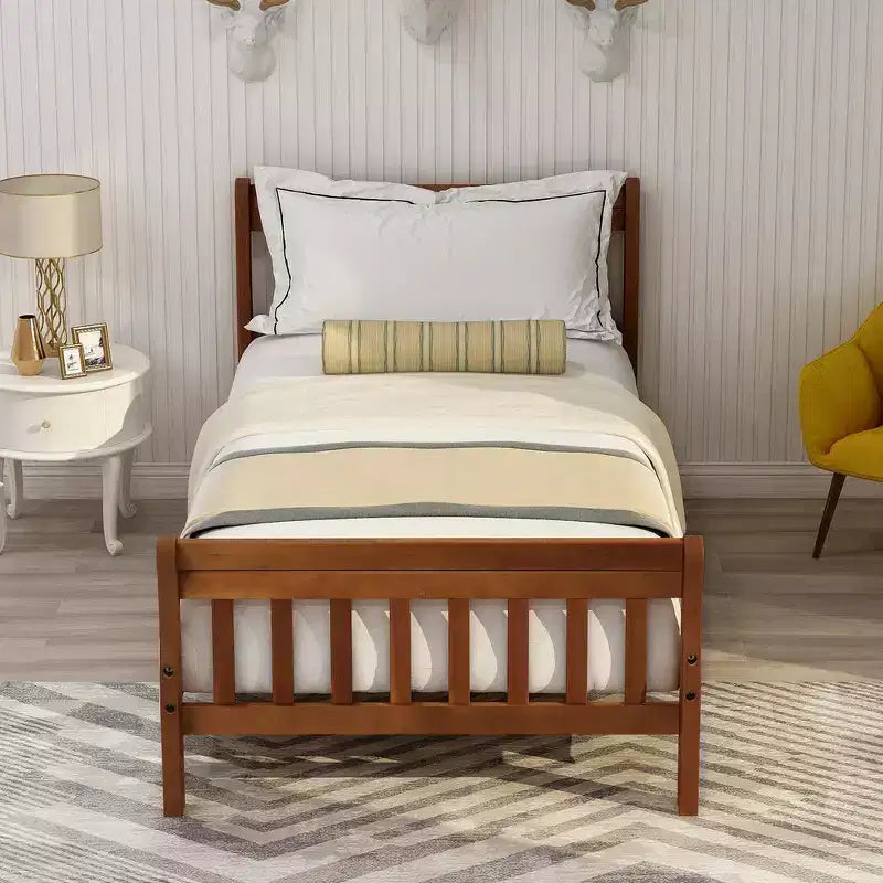 Letto a piattaforma a slitta in legno massello Twin Size con testiera e pediera a pannelli a giorno