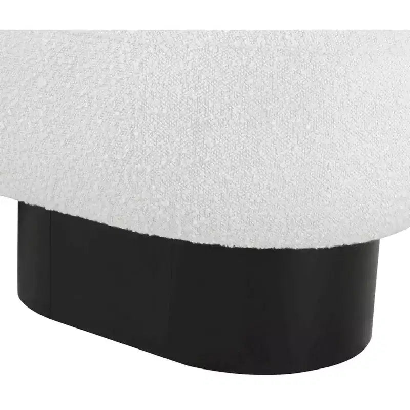 Panca Rivestita in Tessuto Bouclé con Base Nera, Crema