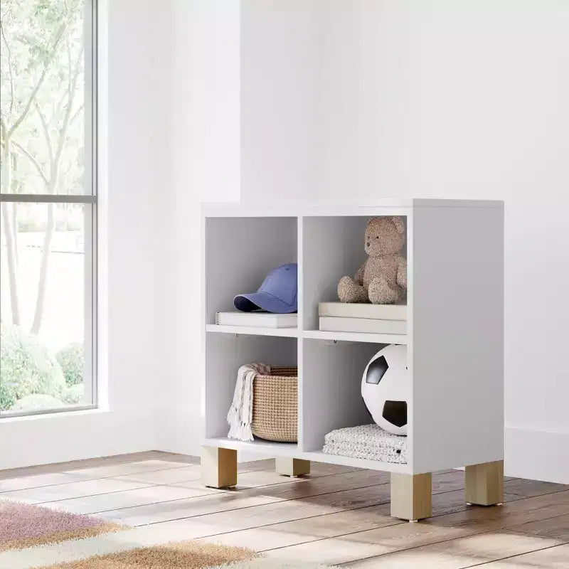 Libreria a Cubi a 4 Scomparti in Legno Massello per Asilo Nido e Cameretta, Oliva/Legno Naturale