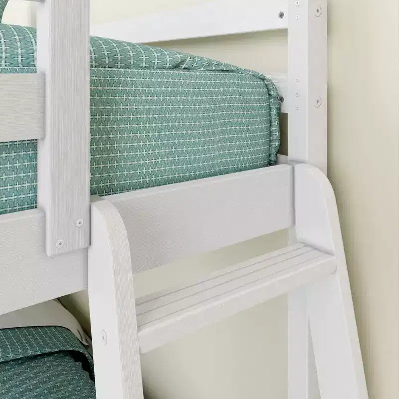 Letto a castello basso in compensato, singolo sopra e una piazza e mezza sotto, per bambini
