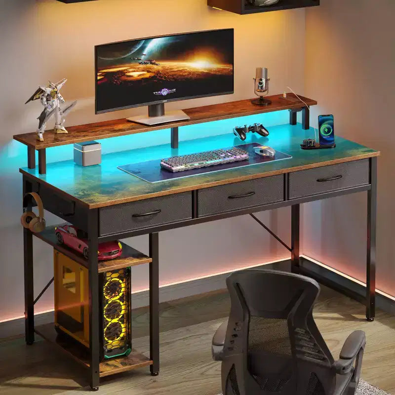 Scrivania da Computer con Porta Monitor, Illuminazione a LED, Presa di Corrente e Cassetti Multipli, 39/47/55"