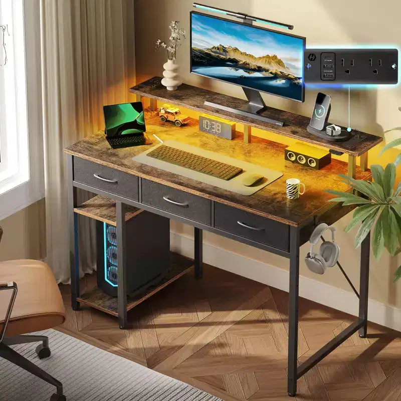 Scrivania da Computer con Porta Monitor, Illuminazione a LED, Presa di Corrente e Cassetti Multipli, 39/47/55"