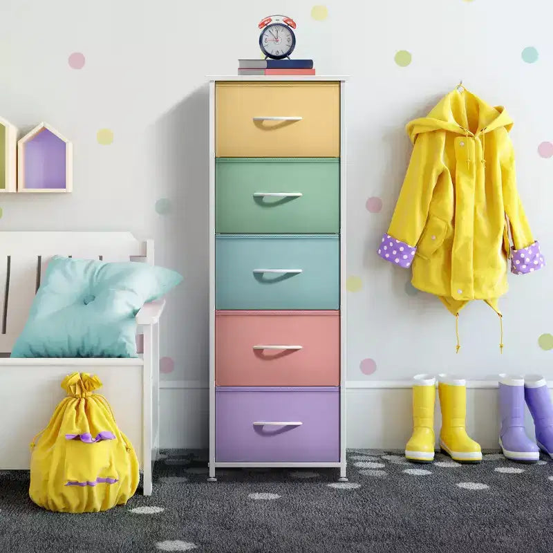 Comodino stretto a 5 cassetti con struttura in acciaio, piano in legno e cassetti in tessuto facili da estrarre per casa, camera da letto, ufficio e dormitorio